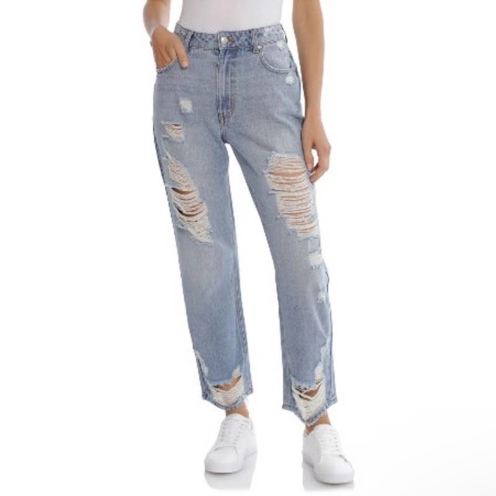 NWOT Avec Les Filles Distressed Light Wash Mom Jeans Size 29